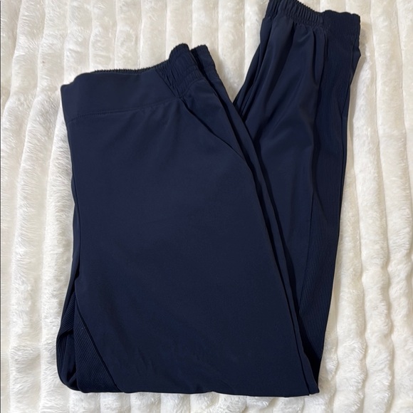 Athleta Brooklyn Jogger (Legacy) Size 8 in Navy - Picture 3 of 5